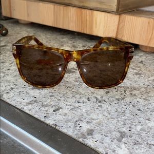 Sabre heartbreaker tortoise shell sunglasses